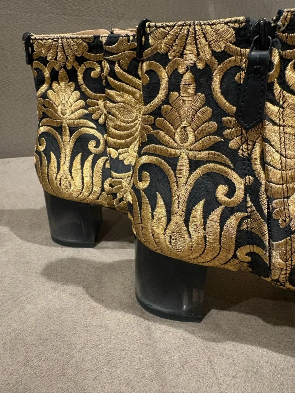 Tory Burch‎ Carlotta Embroidered Ankle Bootie Black Gold Size 8